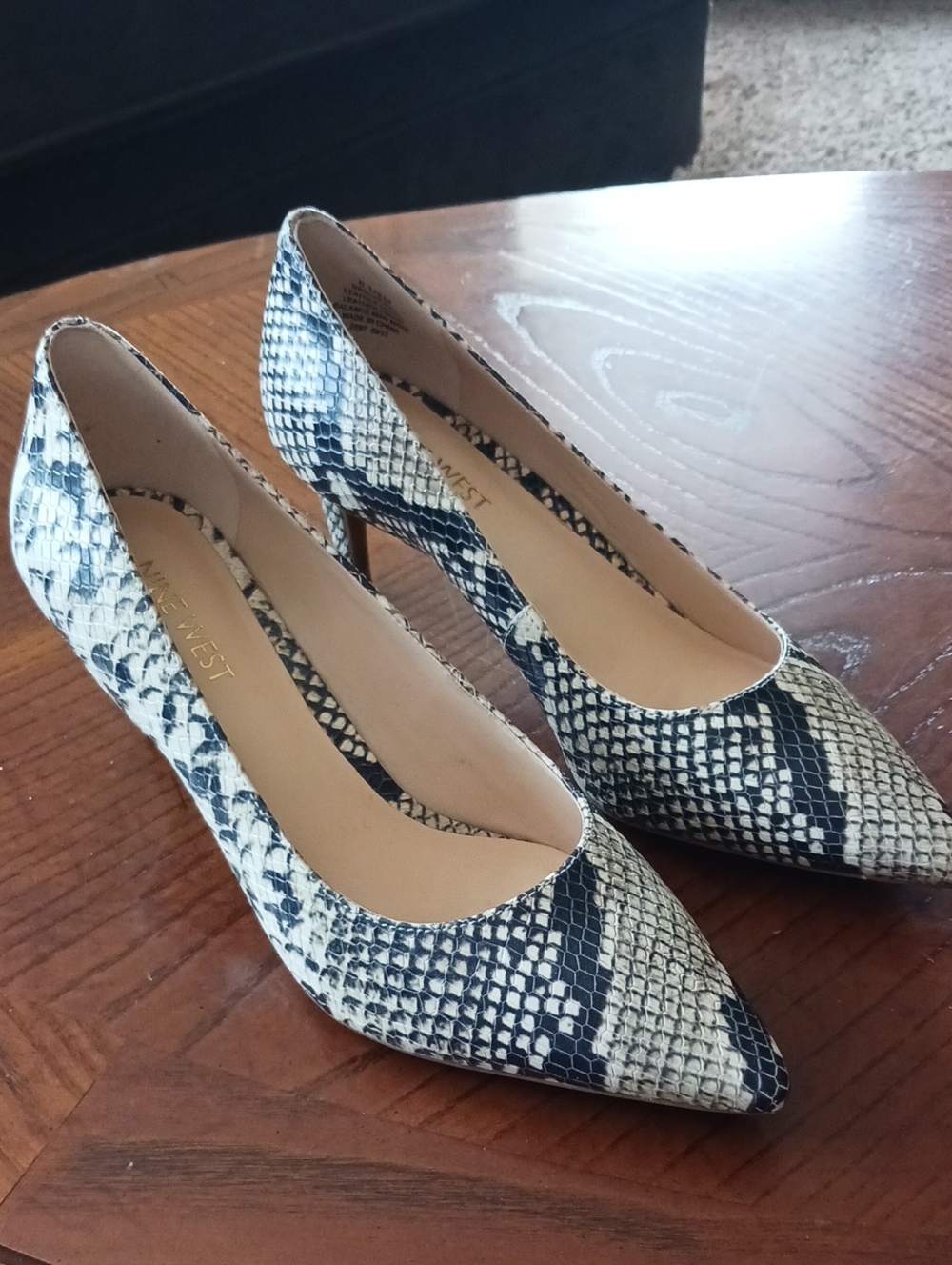 Nine West Black and White Snake-Print Pointed Pumps